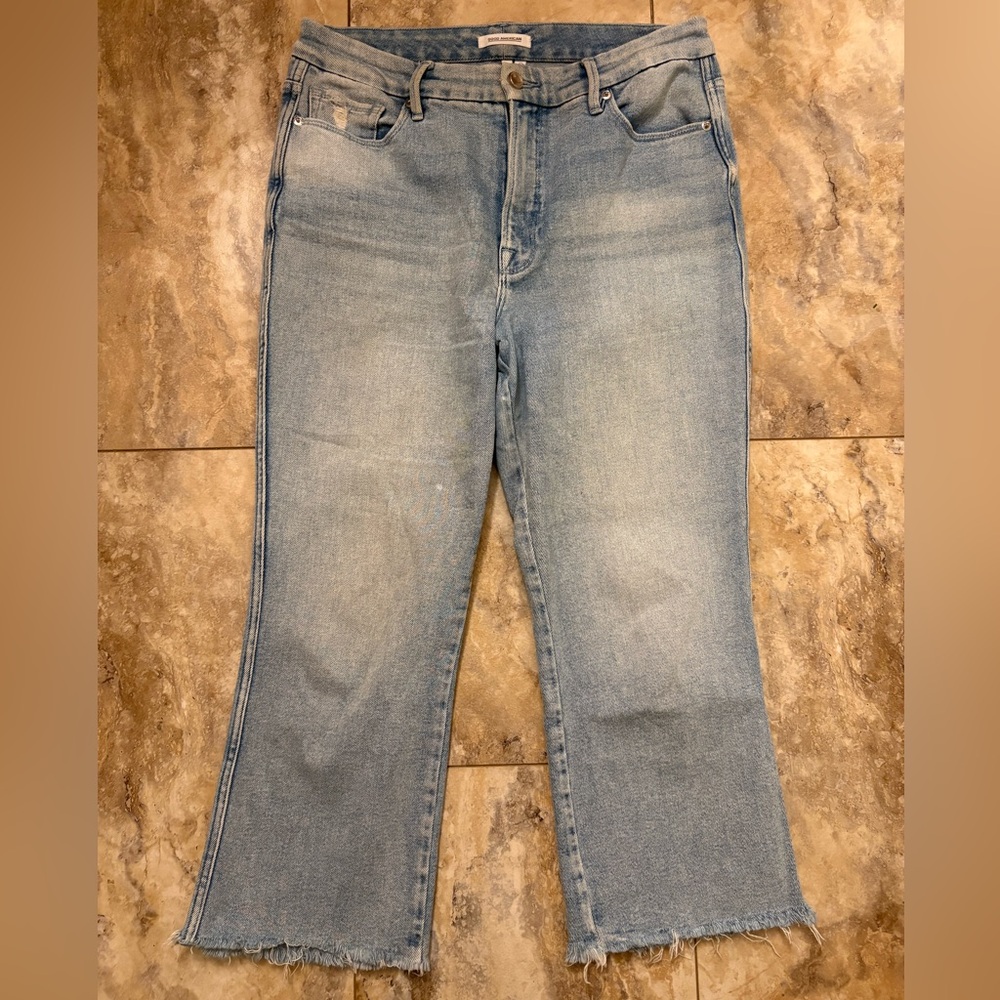 Good American Good Curve Light Wash Cropped Stretch Denim Jeans Women’s 12/31